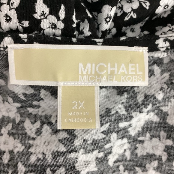 MICHAEL Michael Kors Floral Surplice Faux Wrap Top Black White 2X - Picture 6 of 7